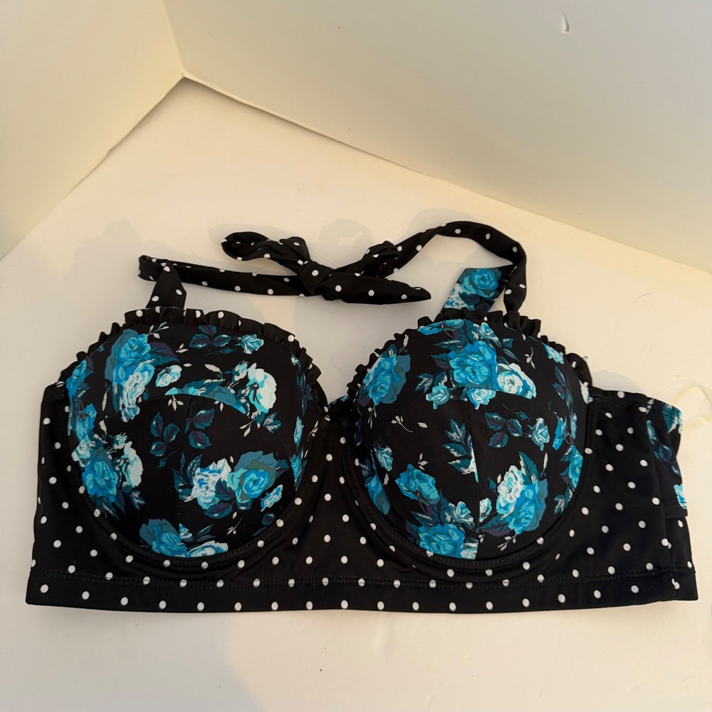 Midnight Hour Retro Blue Floral Polka Dot Bikini Top Plus Size 2 NWT Hot Topic